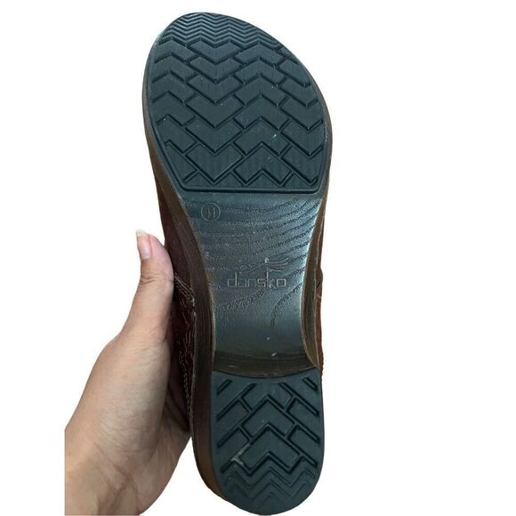 Dansko floral embossed clogs sz 41 - Picture 5 of 11